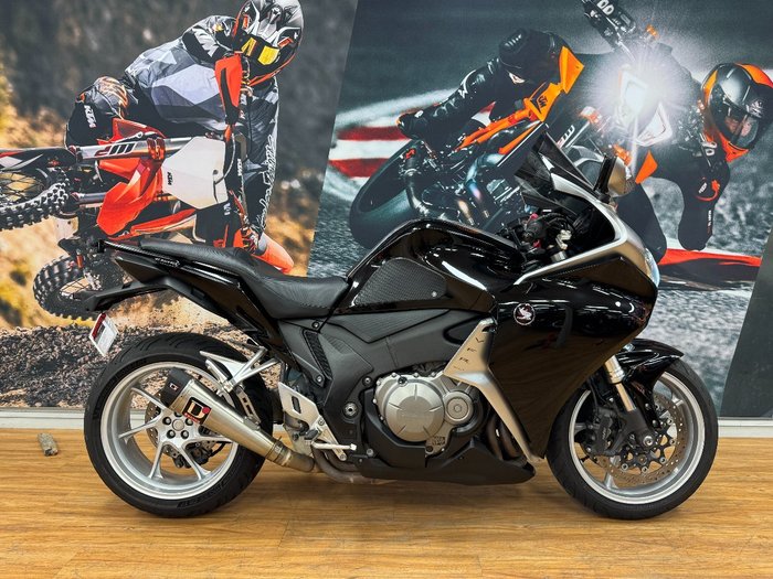 2013 Honda VFR1200F WOVA
