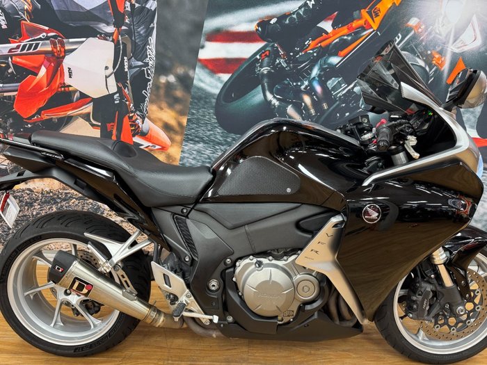 2013 Honda VFR1200F WOVA