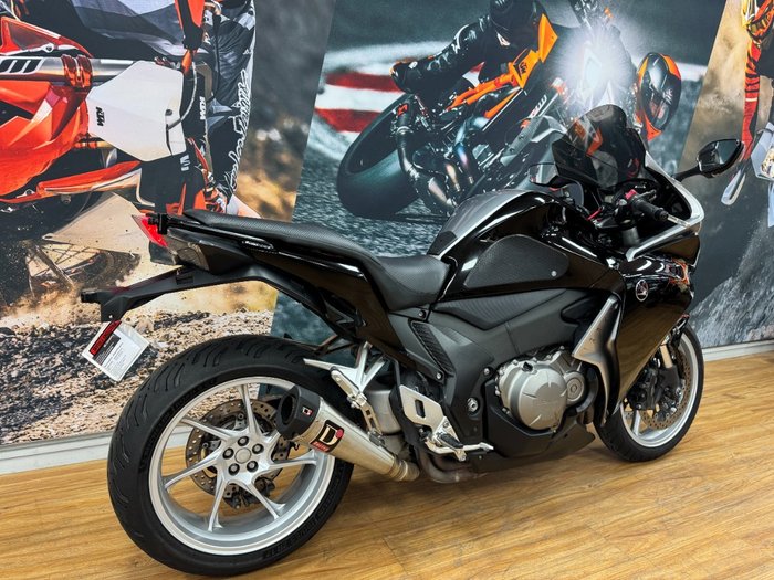 2013 Honda VFR1200F WOVA