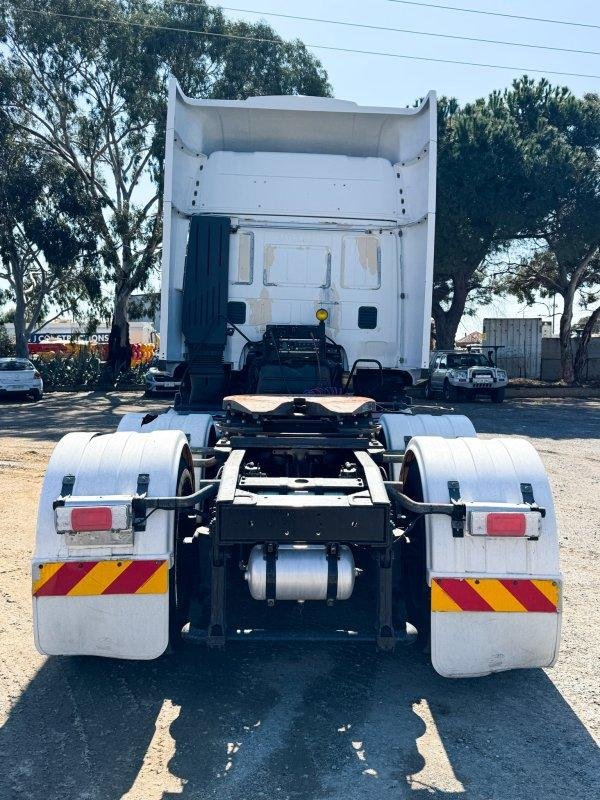 2010 Iveco Stralis 500 Prime Mover