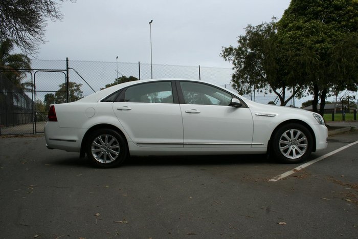2006 Holden Statesman International WL Heron White