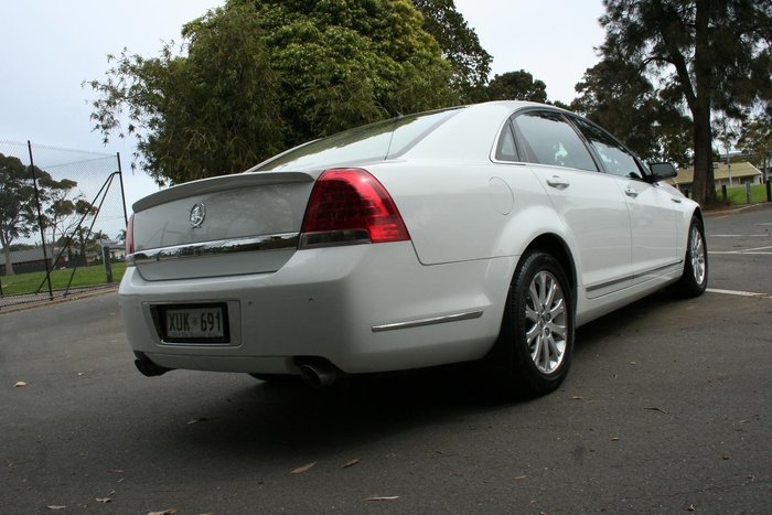 2006 Holden Statesman International WL Heron White