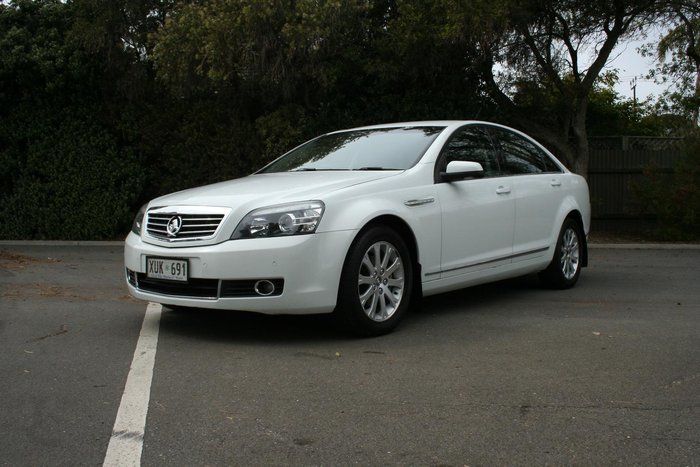 2006 Holden Statesman International WL Heron White