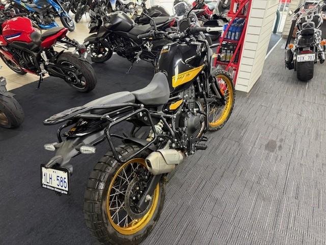 2025 Royal Enfield Himalayan 450 Himalayan Black