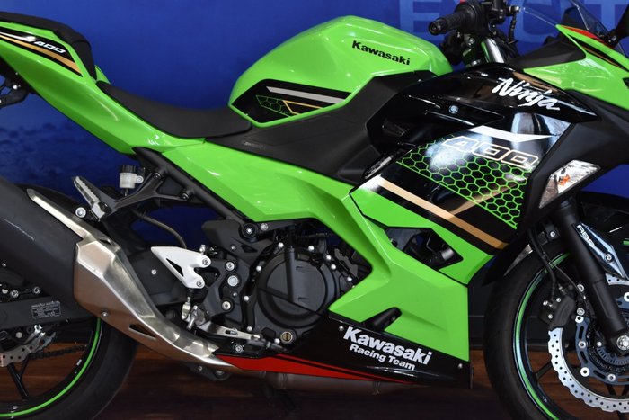 2020 Kawasaki NINJA 400 KRT EDITION Green