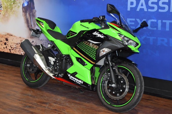 2020 Kawasaki NINJA 400 KRT EDITION Green