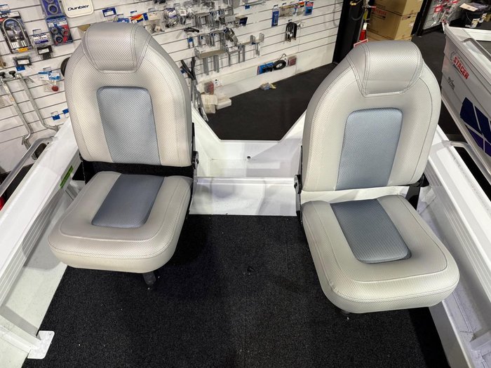 2026 Stacer 409 Assault Pro