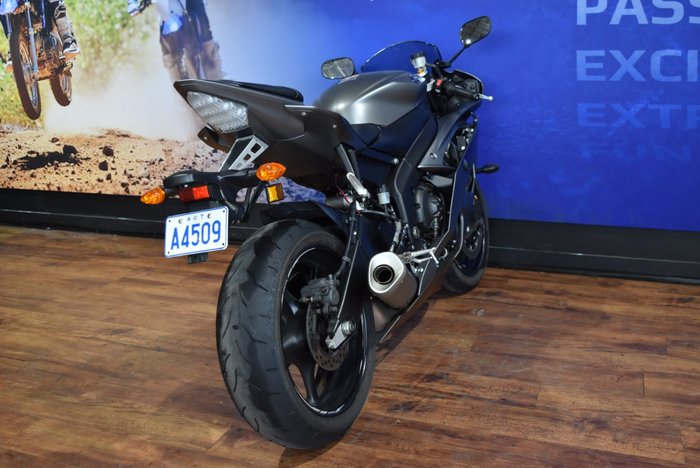 2016 Yamaha YZF-R6 Grey