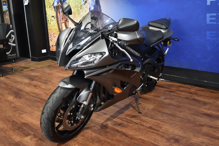 2016 Yamaha YZF-R6 Grey