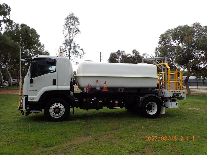 2017 Isuzu Fvr 165 300 F SERIES WHITE