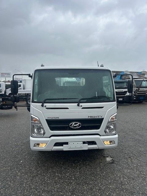 2023 Hyundai Ex4 Mighty White