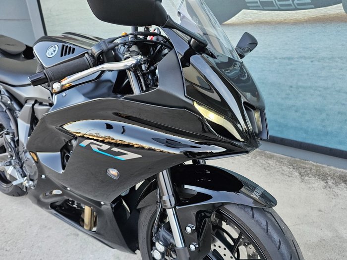 2022 Yamaha YZF-R7LA LOW GLOSS BLACK