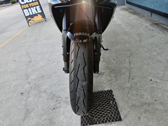 2022 Yamaha YZF-R7LA LOW GLOSS BLACK