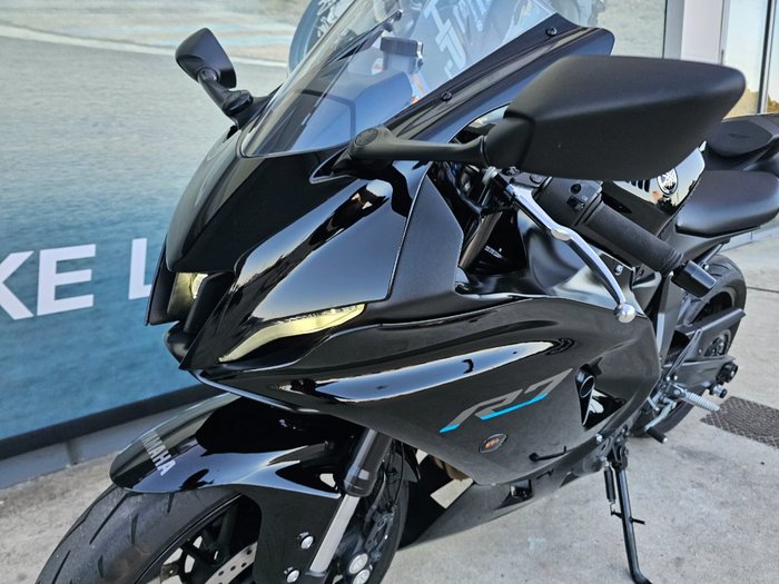 2022 Yamaha YZF-R7LA LOW GLOSS BLACK