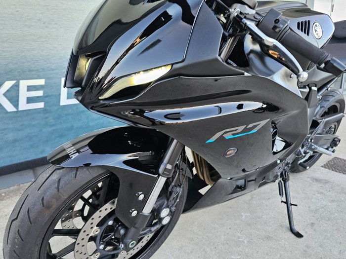 2022 Yamaha YZF-R7LA LOW GLOSS BLACK