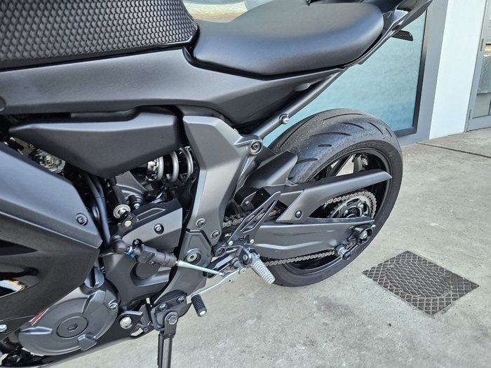 2022 Yamaha YZF-R7LA LOW GLOSS BLACK