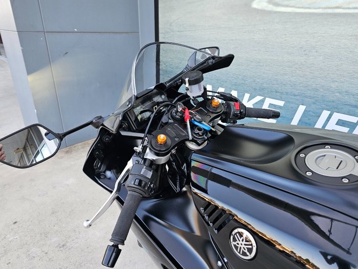 2022 Yamaha YZF-R7LA LOW GLOSS BLACK