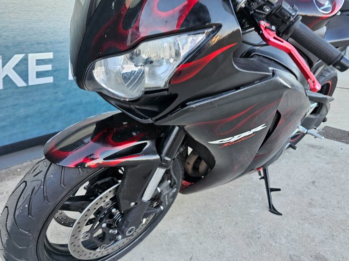 2010 Honda CBR1000RR (FIREBLADE) Red