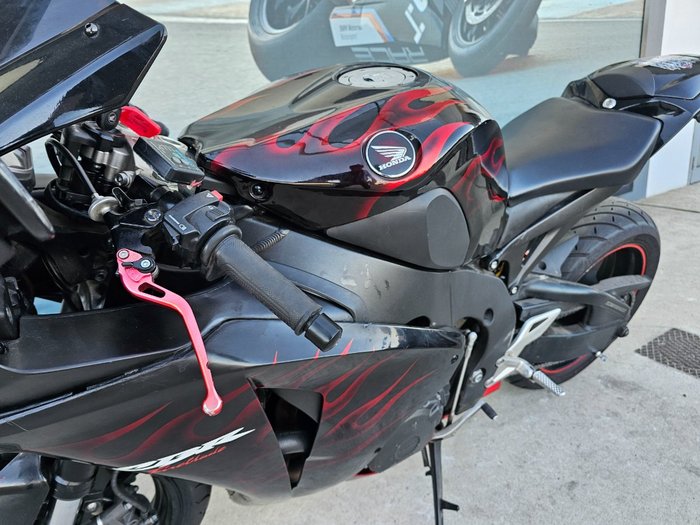 2010 Honda CBR1000RR (FIREBLADE) Red