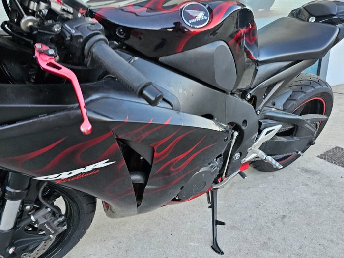 2010 Honda CBR1000RR (FIREBLADE) Red