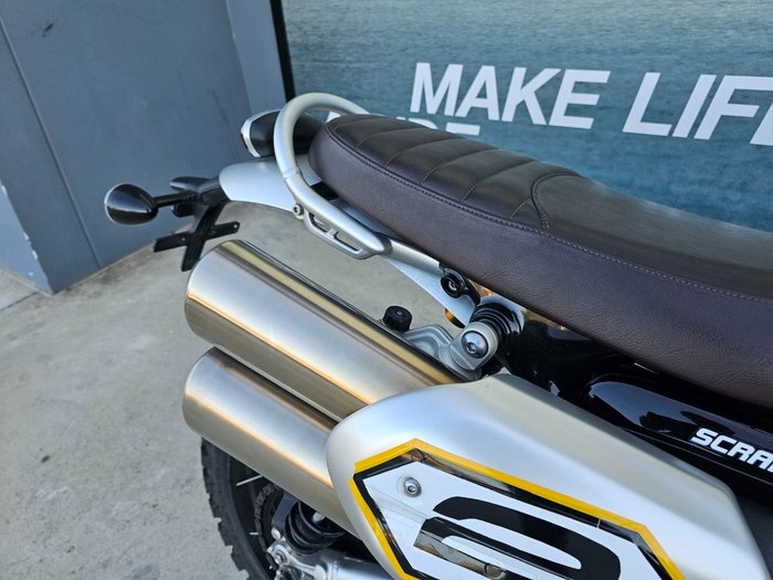 2020 Triumph SCRAMBLER 1200 XC Green