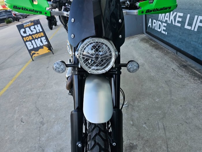 2020 Triumph SCRAMBLER 1200 XC Green