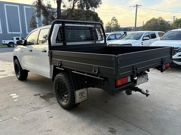 2021 Toyota Hilux SR
