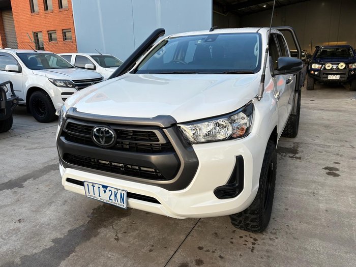 2021 Toyota Hilux SR