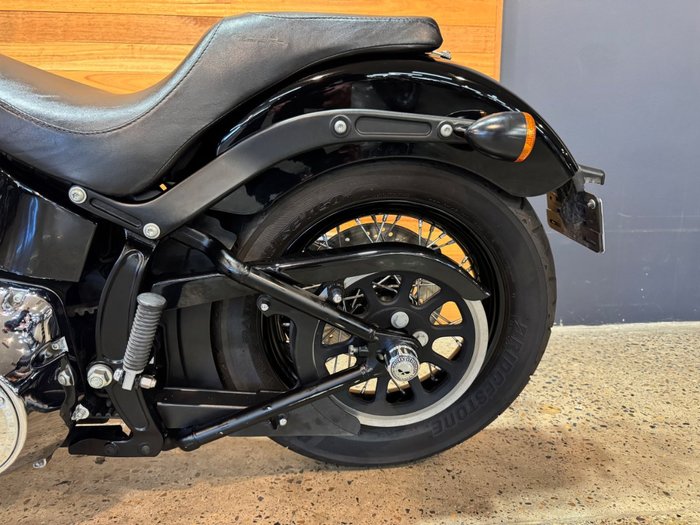 2011 Harley-davidson FXS BLACKLINE BLACK