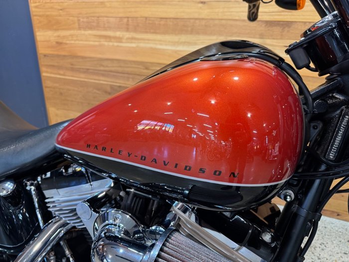 2011 Harley-davidson FXS BLACKLINE BLACK