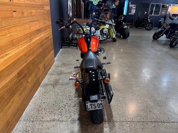 2011 Harley-davidson FXS BLACKLINE BLACK