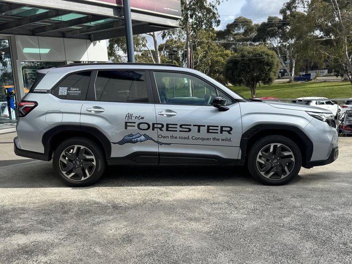 2025 Subaru Forester Touring S6 MY26 AWD Ice Silver
