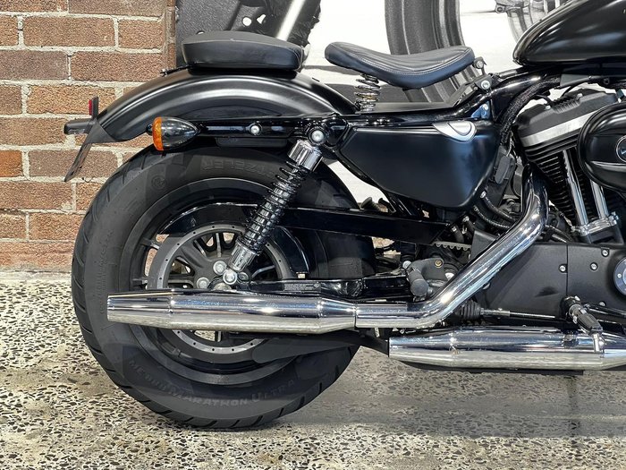 2015 Harley-Davidson Iron 883 (XL883N) Sportster Black