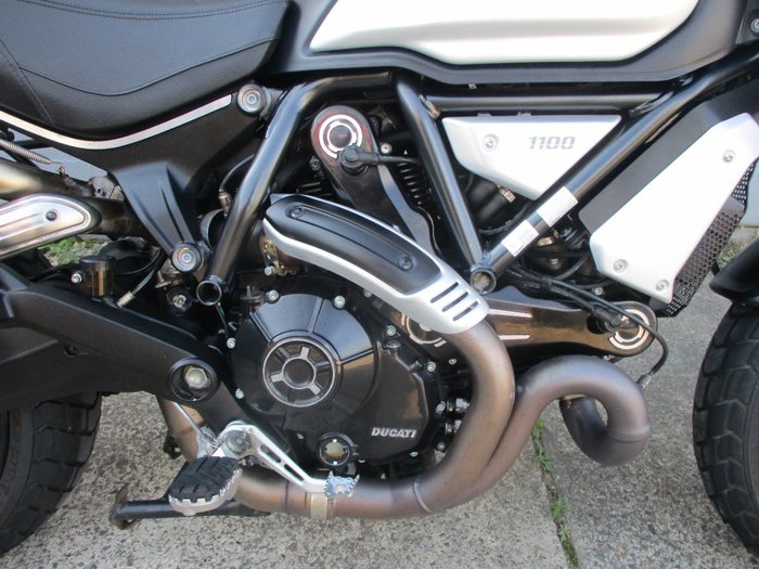 2022 DUCATI SCRAMBLER DARK PRO RED