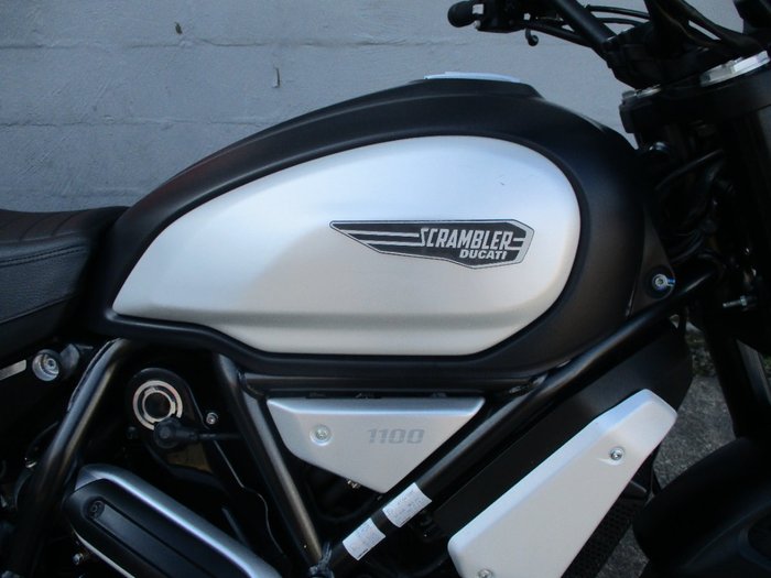 2022 DUCATI SCRAMBLER DARK PRO RED