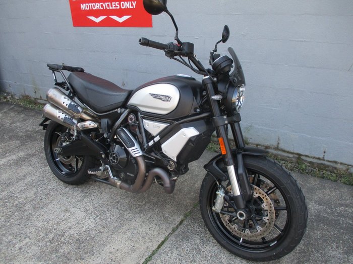2022 DUCATI SCRAMBLER DARK PRO RED