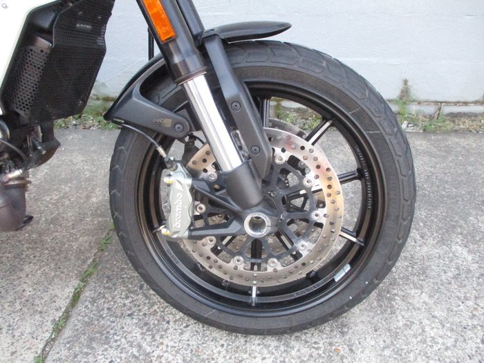 2022 DUCATI SCRAMBLER DARK PRO RED