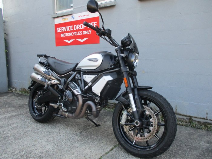 2022 DUCATI SCRAMBLER DARK PRO RED