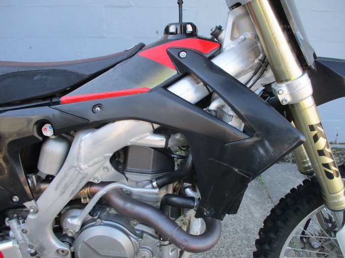 Honda 2016 HONDA 450CC CRF450RGUR RED