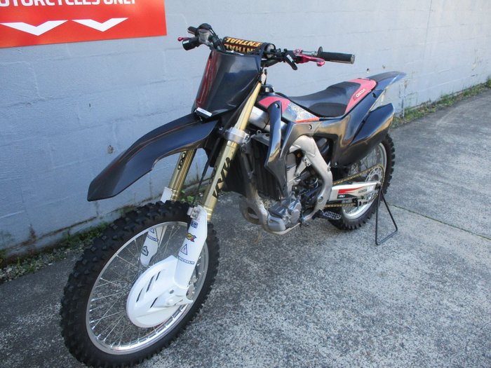Honda 2016 HONDA 450CC CRF450RGUR RED