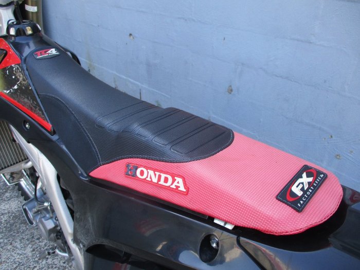 Honda 2016 HONDA 450CC CRF450RGUR RED