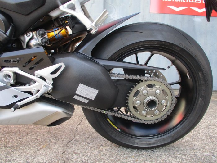2019 DUCATI PANIGALE V4 RED