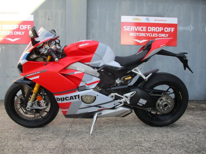 2019 DUCATI PANIGALE V4 RED