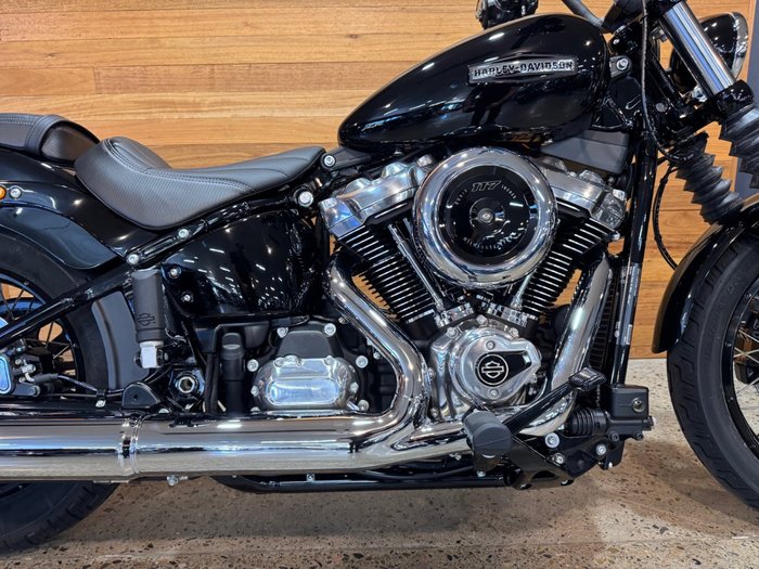 2025 Harley-davidson 2025 Harley-davidson 1900CC FXBB STREET BOB (117) CRUISER BLACK