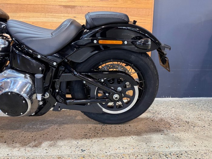 2025 Harley-davidson 2025 Harley-davidson 1900CC FXBB STREET BOB (117) CRUISER BLACK