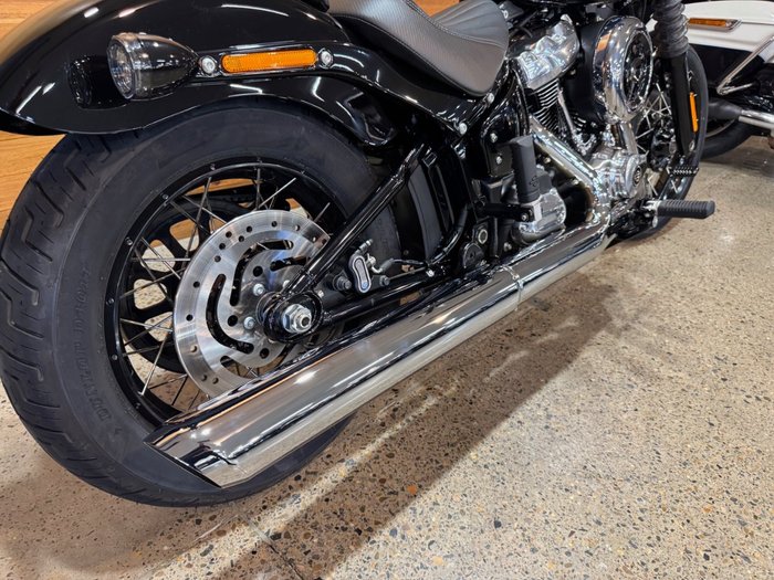 2025 Harley-davidson 2025 Harley-davidson 1900CC FXBB STREET BOB (117) CRUISER BLACK