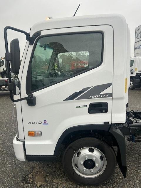 2023 Hyundai Ex4 Mighty White