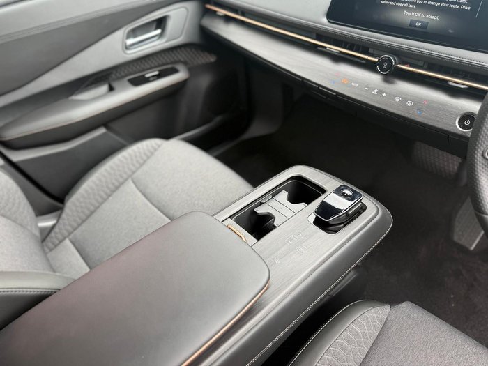 2025 Nissan Ariya Advance