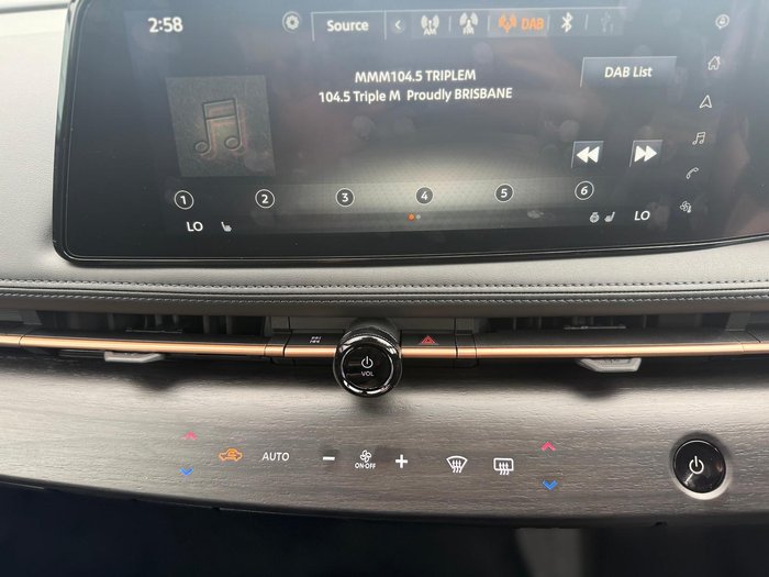 2025 Nissan Ariya Advance