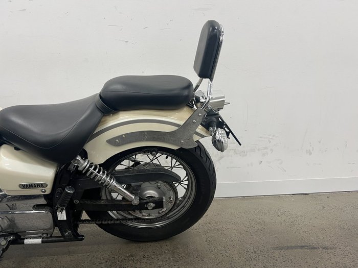 2006 Yamaha XVS250 V-STAR White